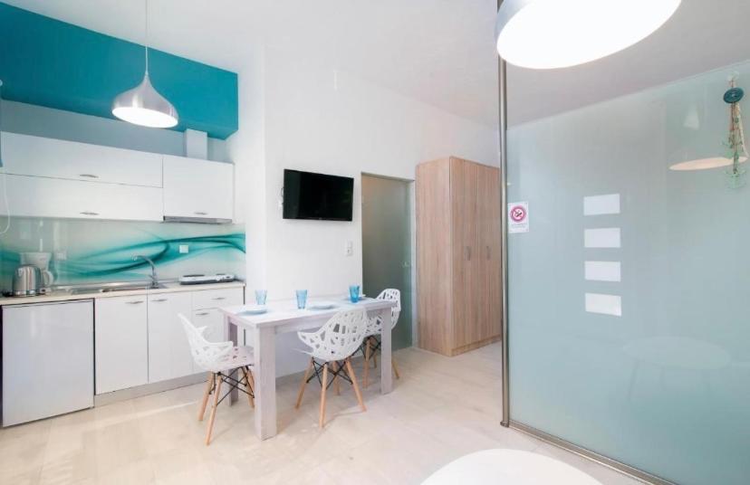 Lena Apartments 3 포토스 외부 사진